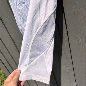 White Flower Mesh Lululemon Crop